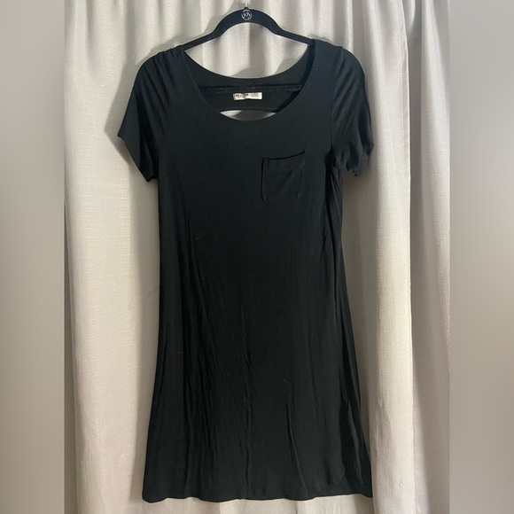 Hollister Dresses & Skirts - Hollister Black Swing Dress XS